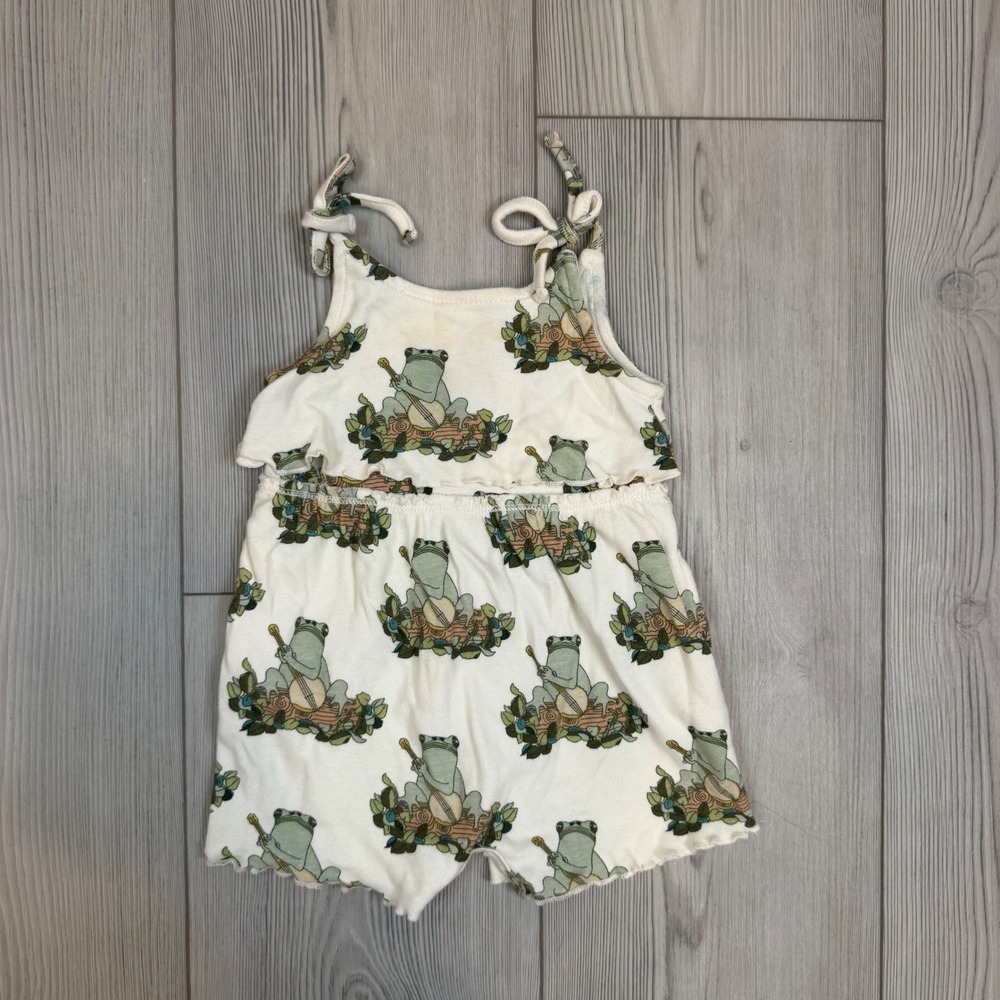 Kate Quinn Organic Cotton‎ Frog Banjo Romper Cream 3-6 Months Tie Shoulder